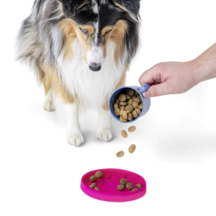 Slow-Licking-Bowl-Paw-Mini-rozowa-03.jpg